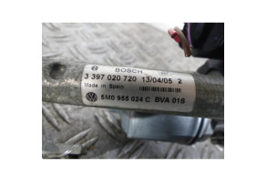 Moteur essuie glace avant droit VOLKSWAGEN GOLF PLUS Photo n°3