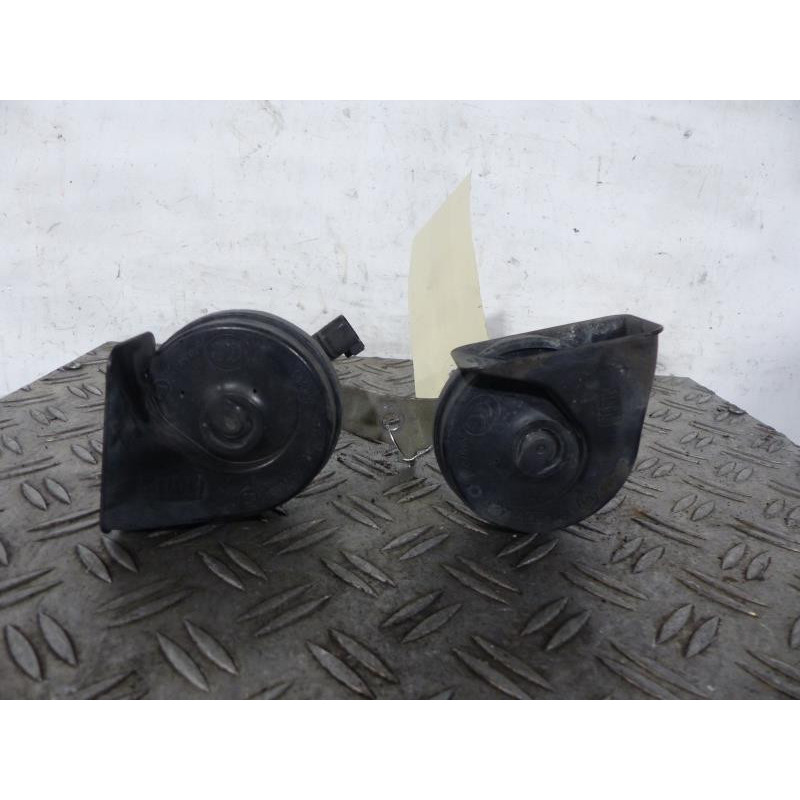 Avertisseur/Klaxon OPEL CORSA D Photo n°1