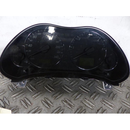 Compteur TOYOTA AVENSIS 2