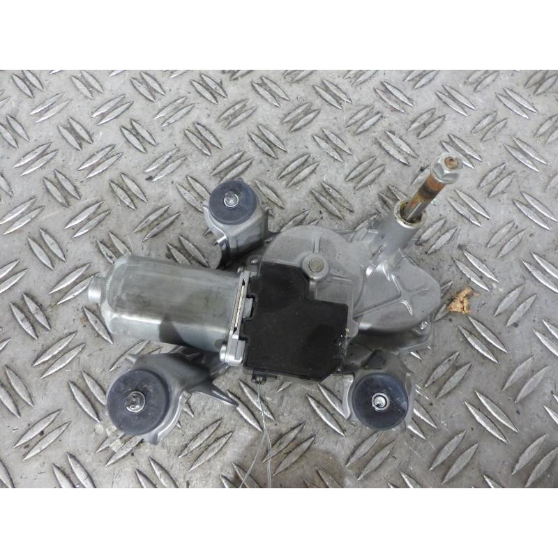 Moteur essuie glace arriere TOYOTA AVENSIS 2 Photo n°1