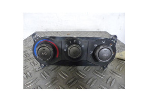 Commande chauffage HYUNDAI MATRIX Photo n°1