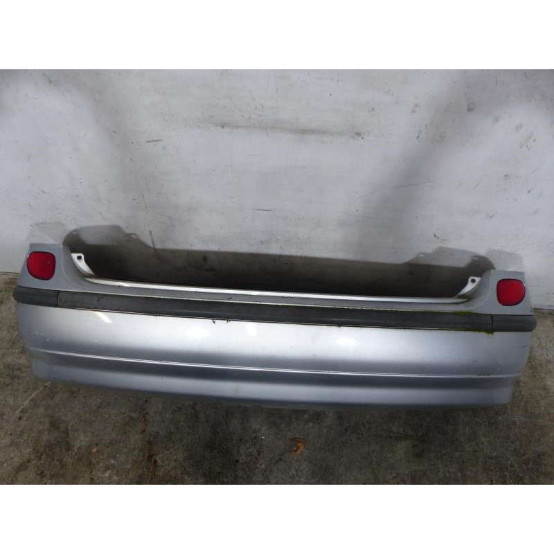 Pare choc arriere NISSAN ALMERA TINO Photo n°1