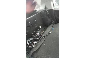 Bouton de warning PEUGEOT 208 1 Photo n°13