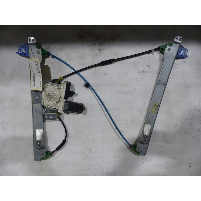 Leve vitre electrique avant droit CITROEN C2 Photo n°1