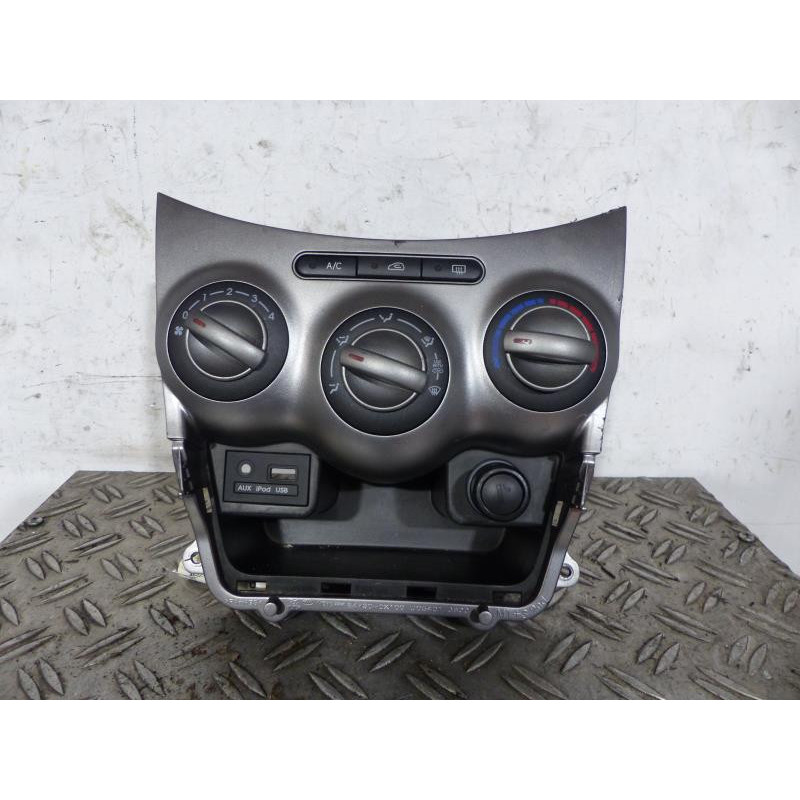 Commande chauffage HYUNDAI I 10 1 Photo n°1