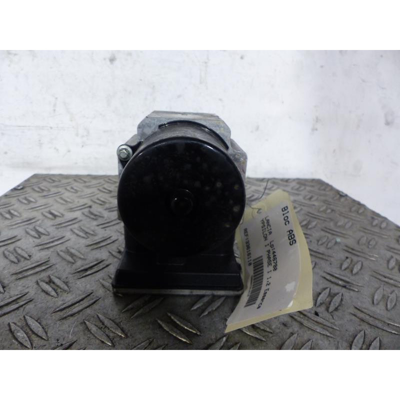 Bloc ABS (freins anti-blocage) LANCIA YPSILON 4 Photo n°1