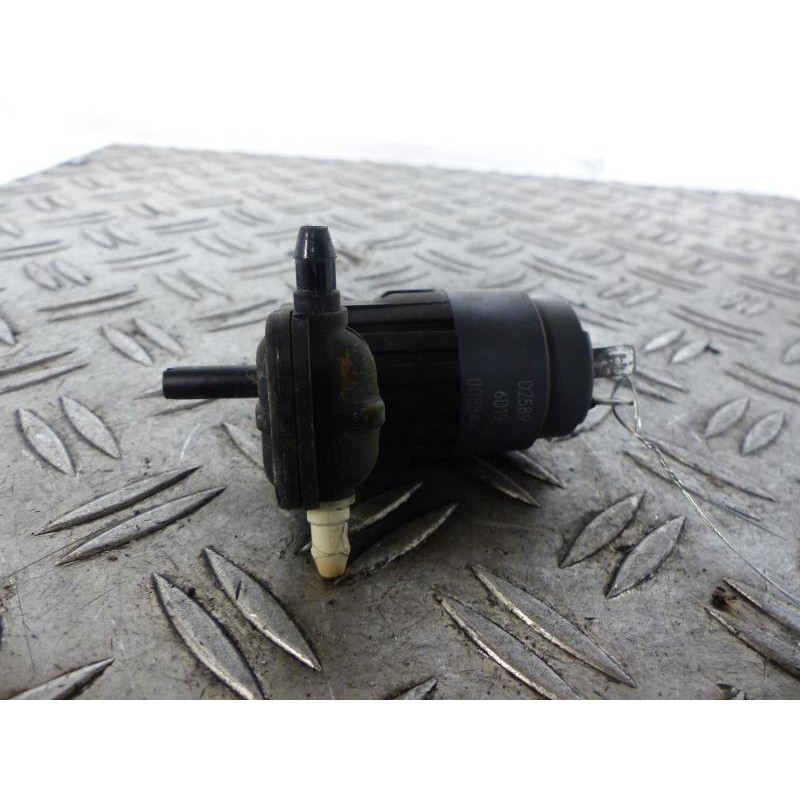 Pompe lave glace avant LANCIA YPSILON 4 Photo n°1
