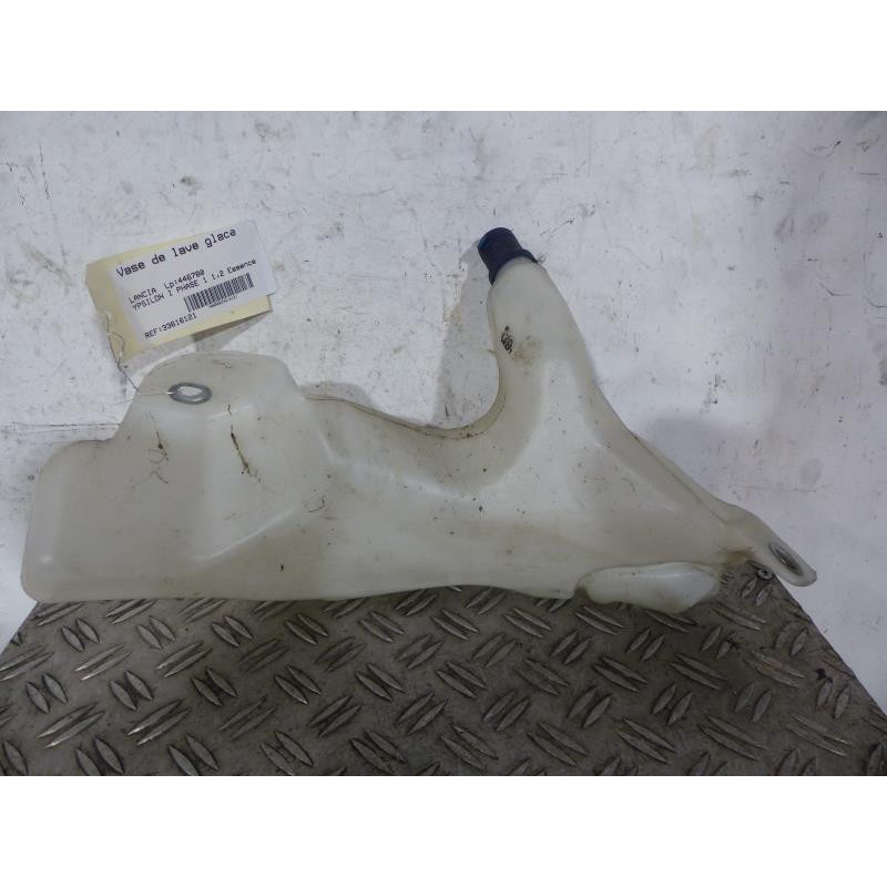 Vase de lave glace LANCIA YPSILON 4 Photo n°1