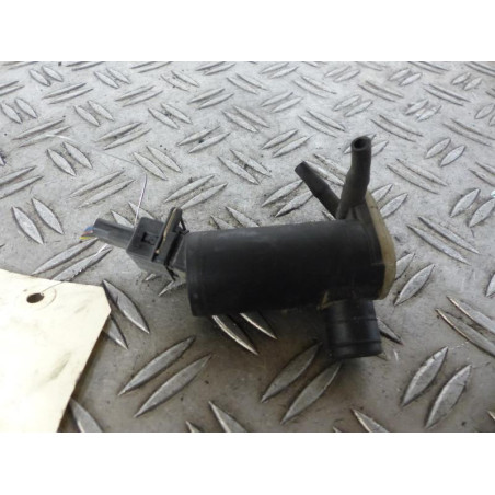 Pompe lave glace avant MAZDA 2 1