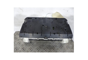 Compteur TOYOTA COROLLA VERSO 2 Photo n°2