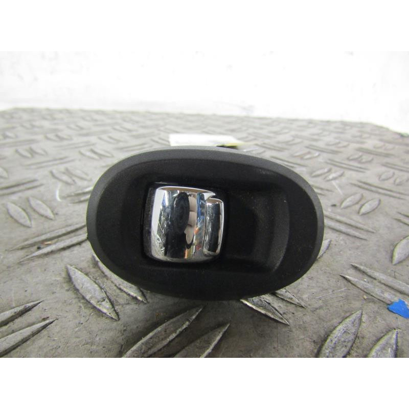 Interrupteur de leve vitre arriere droit MINI MINI 2 R60 Photo n°1