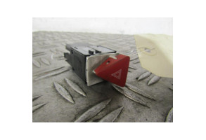 Bouton de warning VOLKSWAGEN PASSAT 5 Photo n°1
