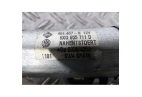 Moteur essuie glace arriere VOLKSWAGEN POLO 3 Photo n°2