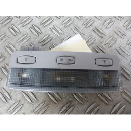 Eclairage de plafonnier NISSAN PRIMERA 4