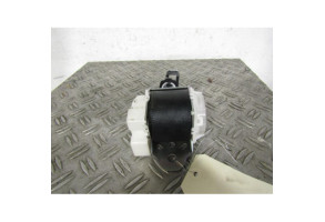 Ceinture arriere droit PEUGEOT 107 Photo n°2