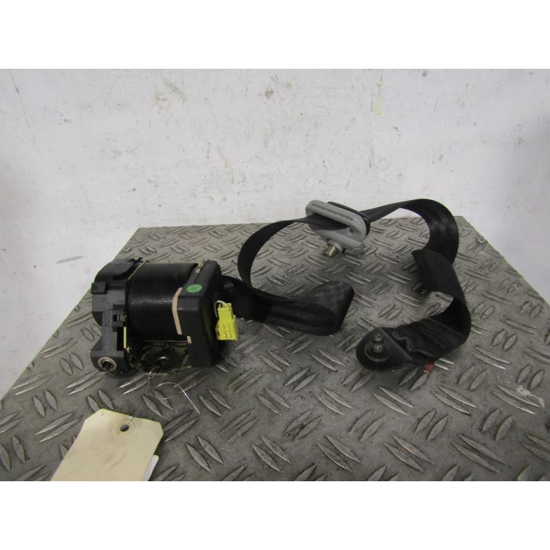 Ceinture avant droit TOYOTA AVENSIS 1 Photo n°1