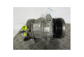 Compresseur clim FIAT GRANDE PUNTO Photo n°1
