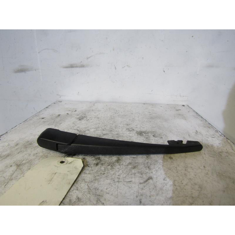 Bras essuie glace arriere SUZUKI SWIFT 3 Photo n°1