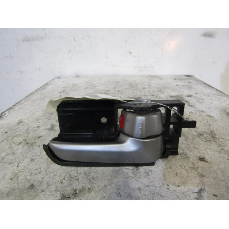 Poignee interieur avant droit SUZUKI SWIFT 3