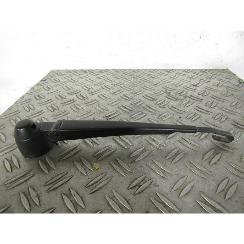 Bras essuie glace arriere AUDI A3 1 Photo n°1