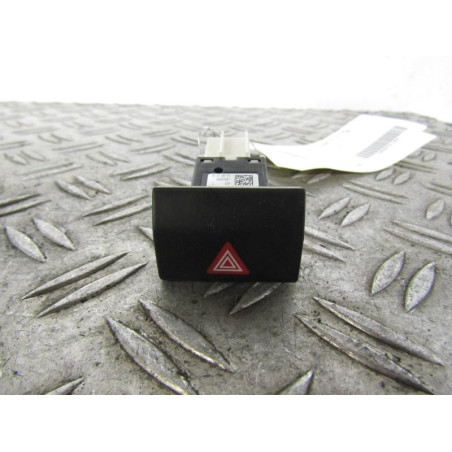 Bouton de warning SKODA SUPERB 2