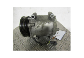 Compresseur clim FORD FIESTA 6 Photo n°4