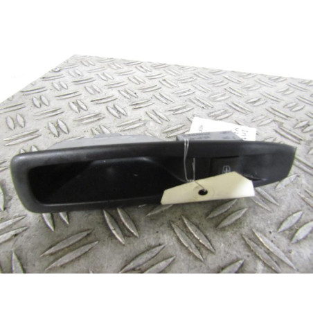 Interrupteur de leve vitre arriere gauche RENAULT CLIO 4