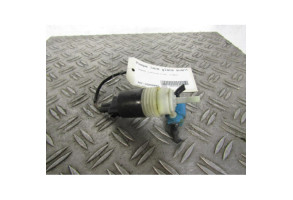 Pompe lave glace avant VOLKSWAGEN POLO 3 Photo n°2