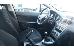 Attache ceinture arriere droit PEUGEOT 308 1 Photo n°4