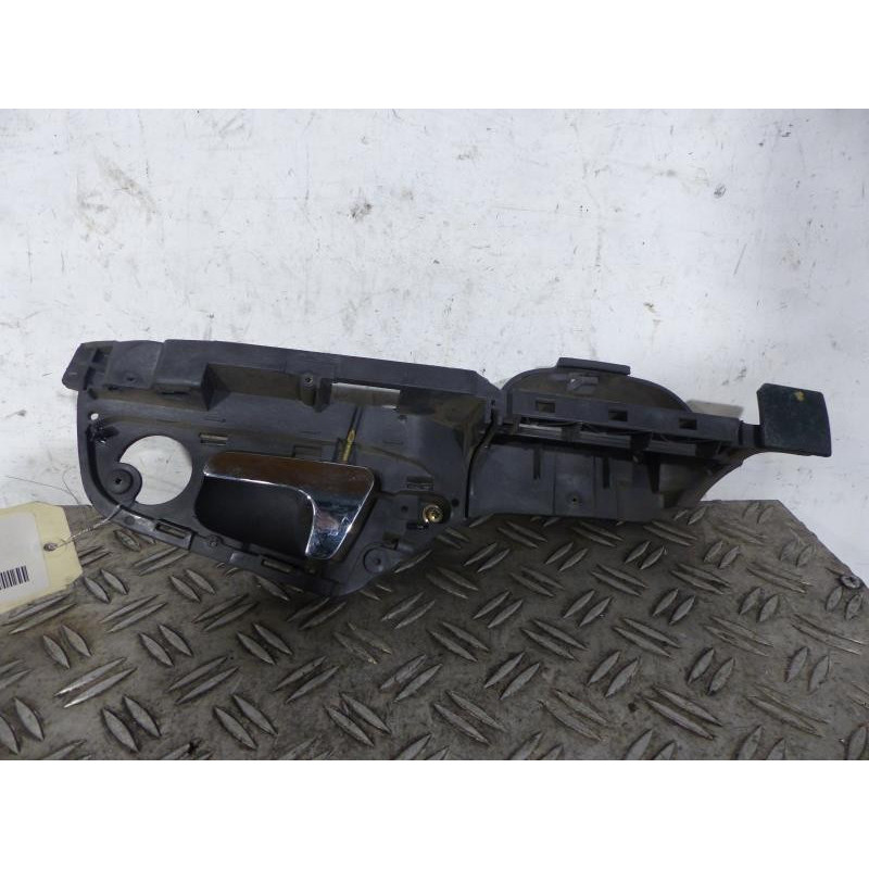 Poignee interieur arriere gauche SEAT CORDOBA 1 Photo n°1