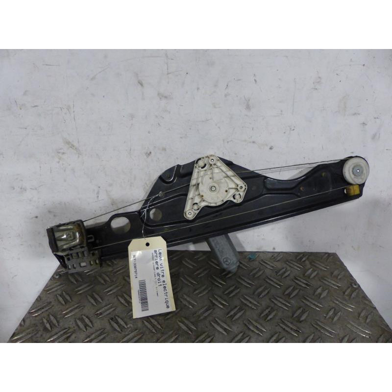 Leve vitre electrique arriere droit MERCEDES CLASSE E 211 Photo n°1