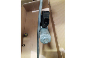 Leve vitre electrique arriere droit OPEL ZAFIRA B Photo n°4