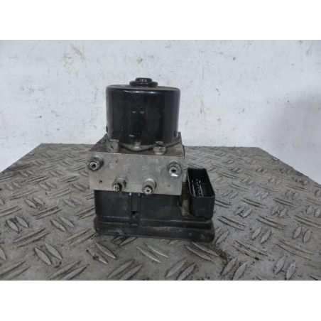 Bloc ABS (freins anti-blocage) OPEL ZAFIRA B