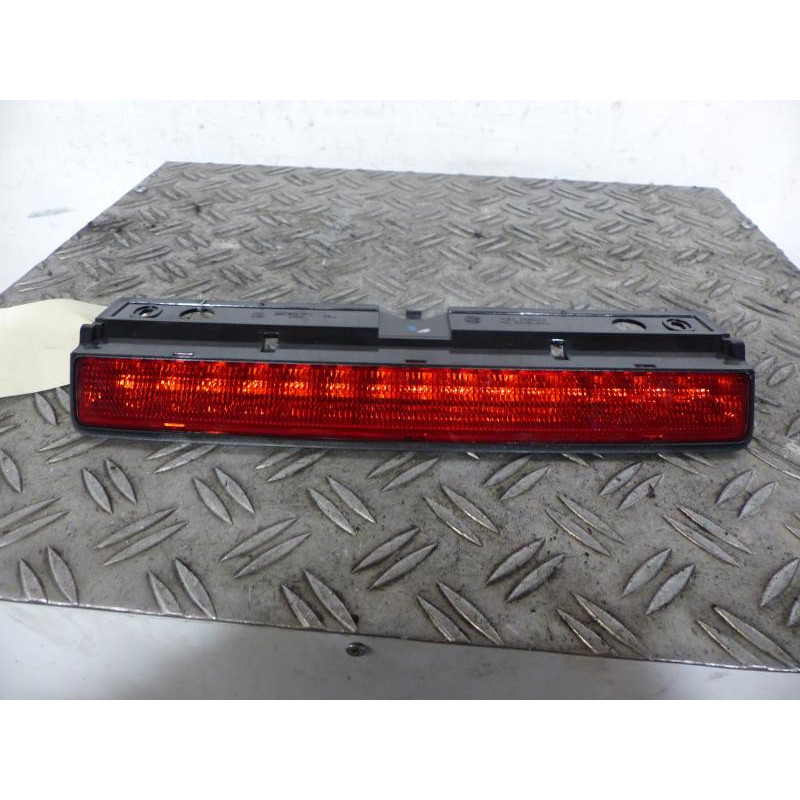 Feu arriere stop central VOLKSWAGEN FOX Photo n°1