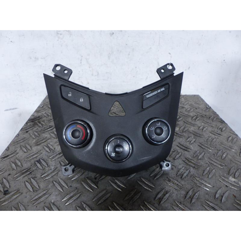 Commande chauffage CHEVROLET AVEO 2 Photo n°1