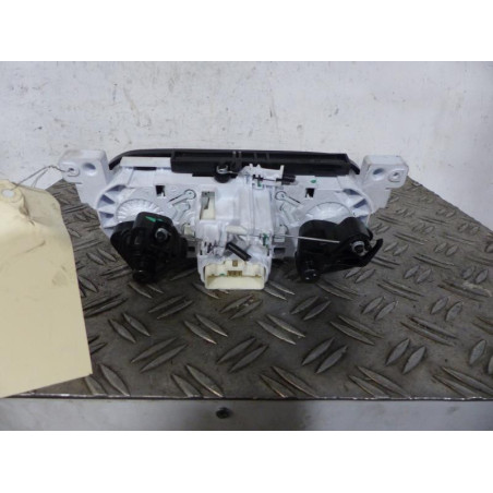 Commande chauffage DACIA SANDERO 2