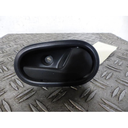 Poignee interieur arriere droit DACIA SANDERO 2