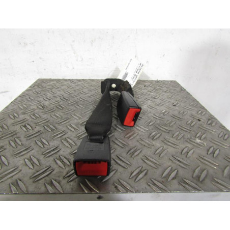 Attache ceinture arriere droit BMW SERIE 1 E87