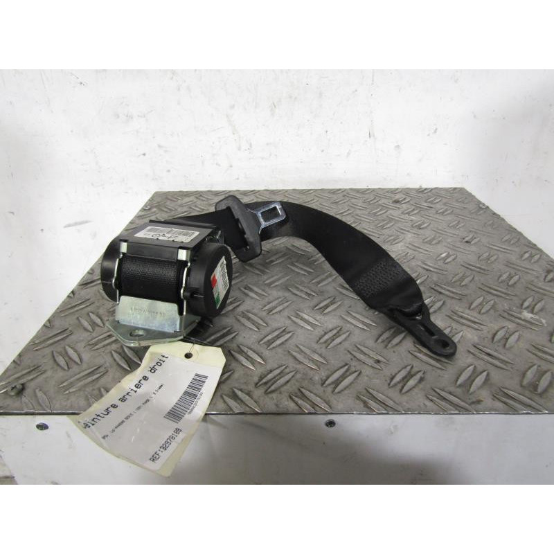 Ceinture arriere droit BMW SERIE 1 E87 Photo n°1