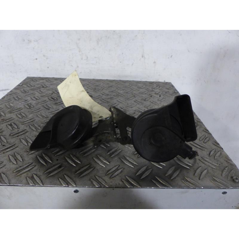 Avertisseur/Klaxon VOLKSWAGEN PASSAT 6 Photo n°1