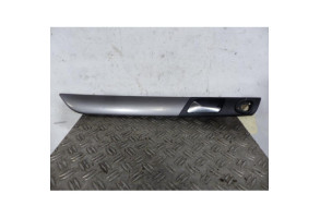 Poignee interieur arriere gauche VOLKSWAGEN PASSAT 6 Photo n°1