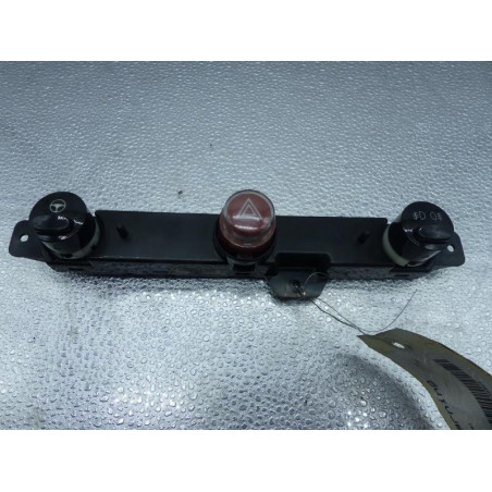 Bouton de warning FIAT 500 2