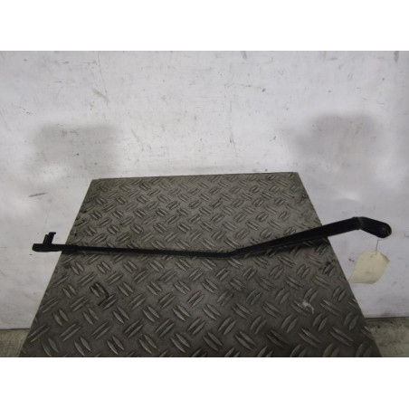 Bras essuie glace avant droit VOLKSWAGEN POLO 4