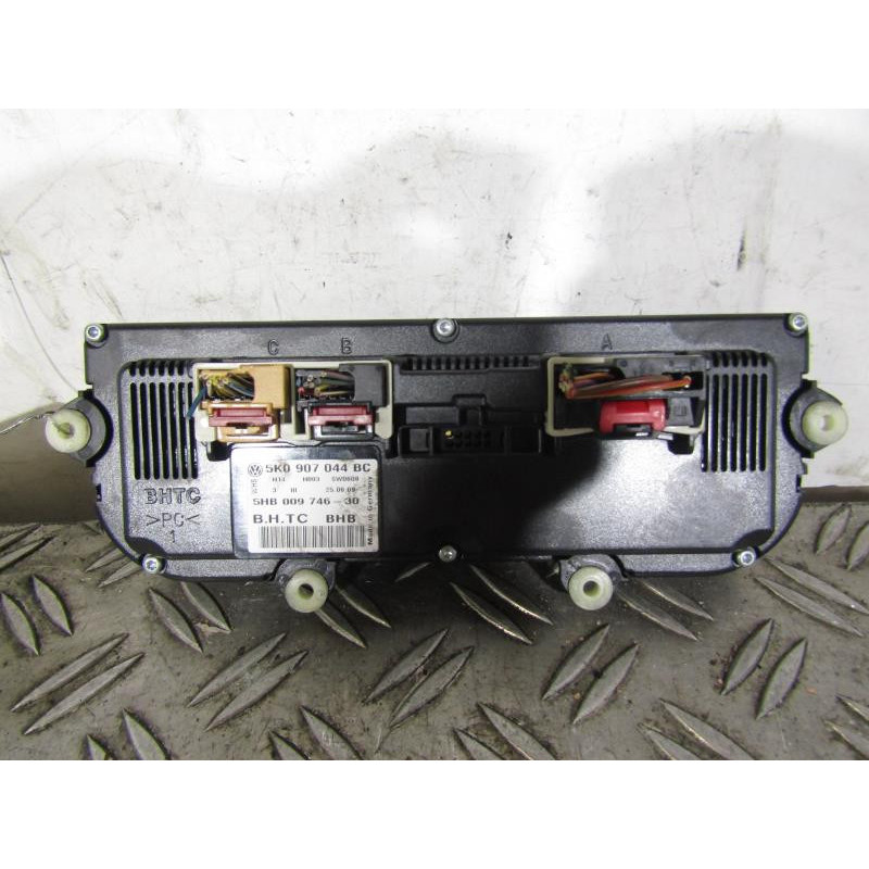 Commande chauffage VOLKSWAGEN GOLF 6 Photo n°1