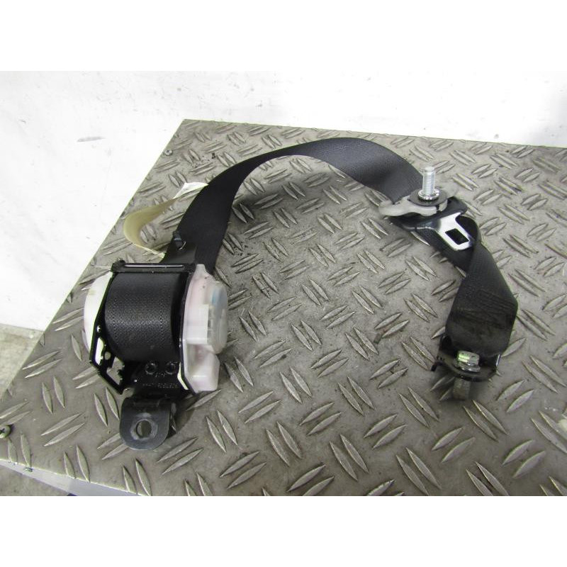 Ceinture arriere gauche HONDA CIVIC 8 Photo n°1