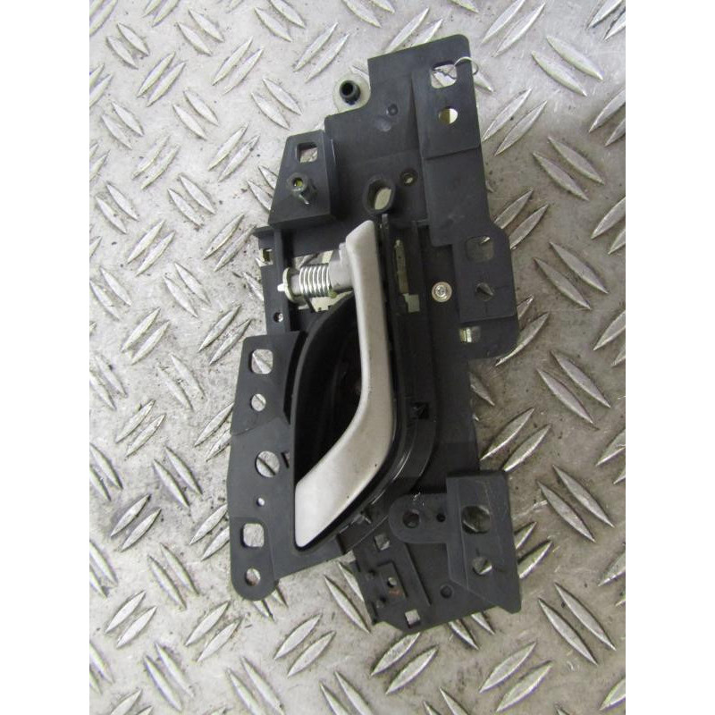 Poignee interieur arriere droit HONDA CIVIC 8 Photo n°1