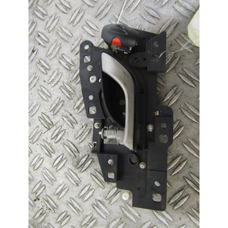 Poignee interieur arriere gauche HONDA CIVIC 8 Photo n°1