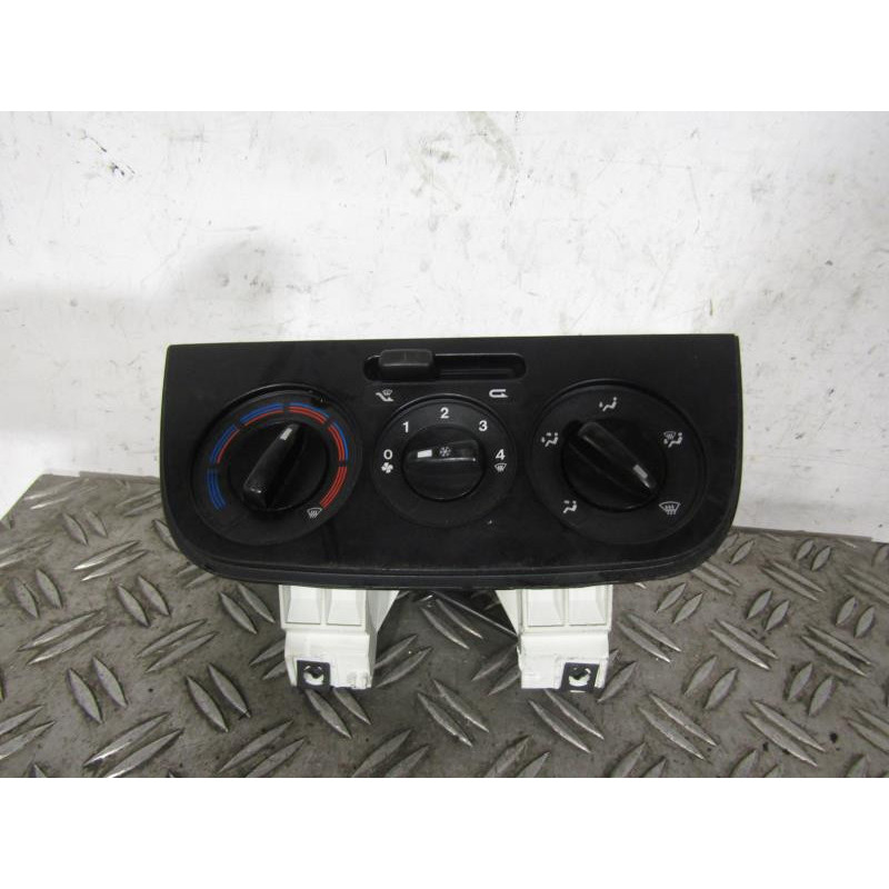 Commande chauffage PEUGEOT BIPPER Photo n°1