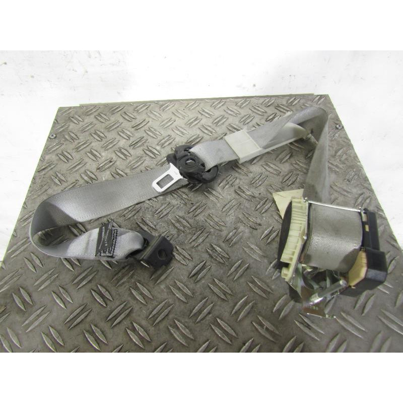 Ceinture avant droit OPEL CORSA C Photo n°1
