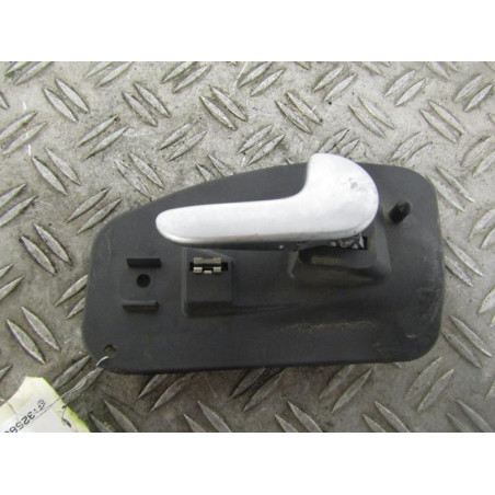 Poignee interieur arriere droit OPEL CORSA C
